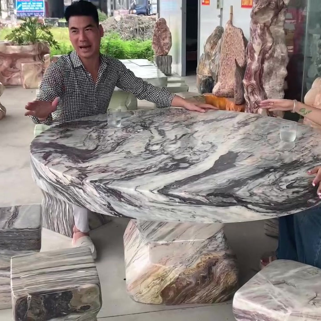 Bàn ghế đá tự nhiên nguyên khối sân vườn ảnh thực tế số 1