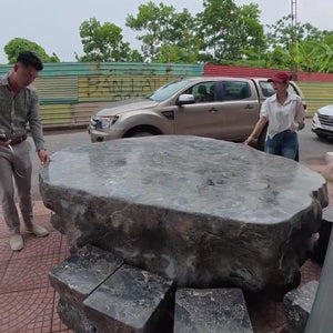 Bàn Ghế Đá Nguyên Khối Ngoài Trời Sang Trọng Hút Tài Lộc – Đá Nguyên Khối Bền Chắc