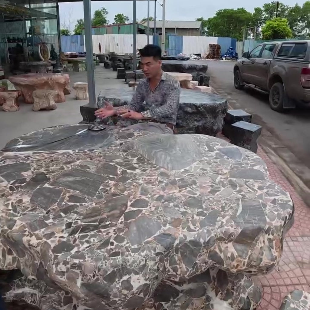 Bộ bàn ghế đá sân vườn nguyên khối ảnh thực tế số 1