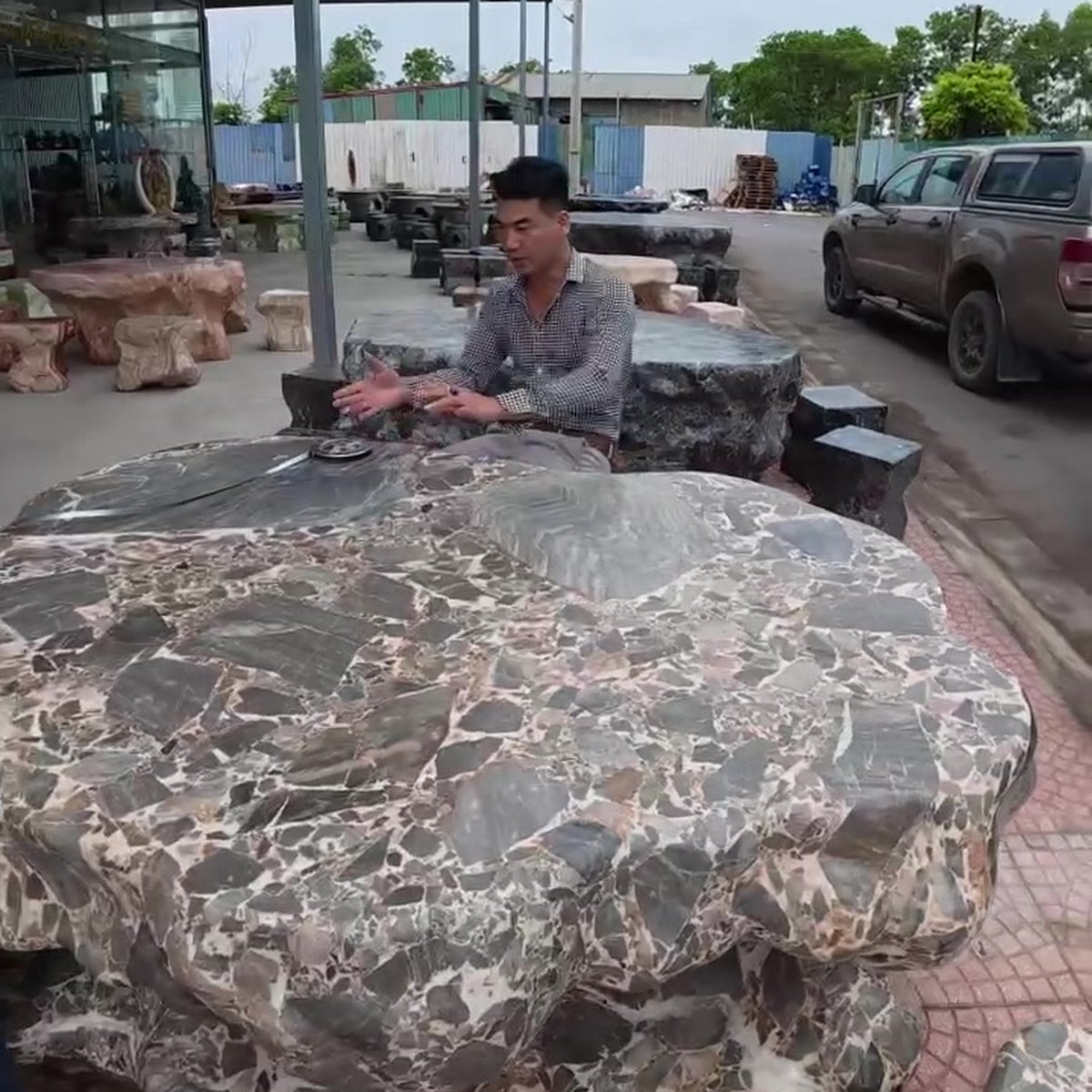 Bộ bàn ghế đá sân vườn nguyên khối ảnh thực tế số 1