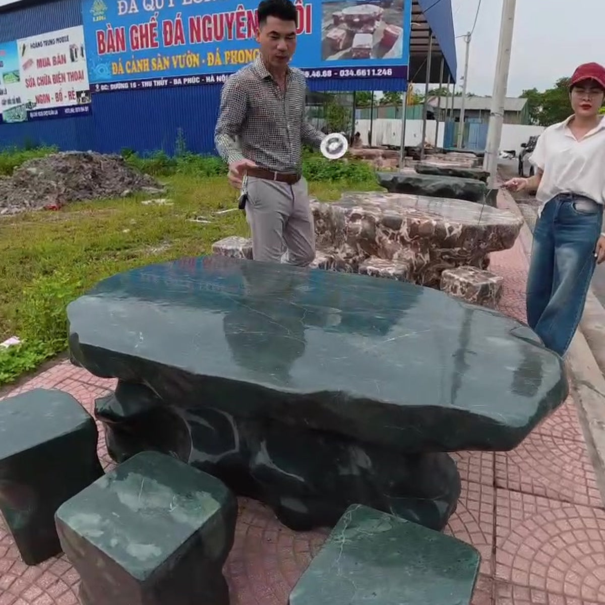 Bộ bàn ghế đá phong thủy nguyên khối ảnh thực tế số 8