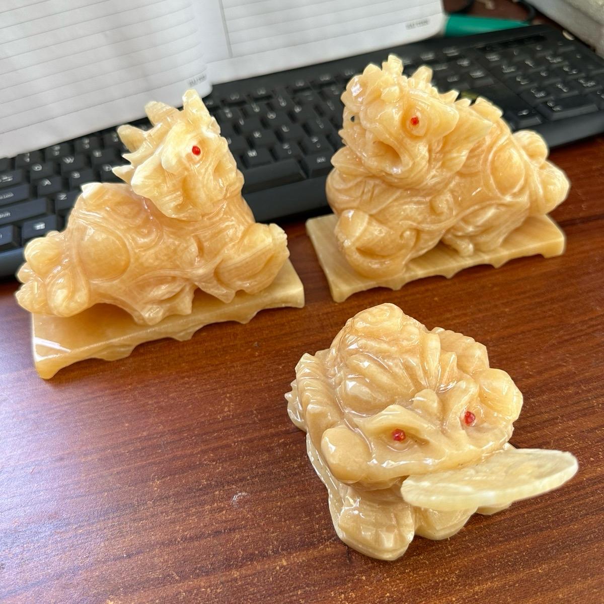 Tỳ hưu đá vàng hoàng Long + cóc đá vàng hoàng Long size 15 cm