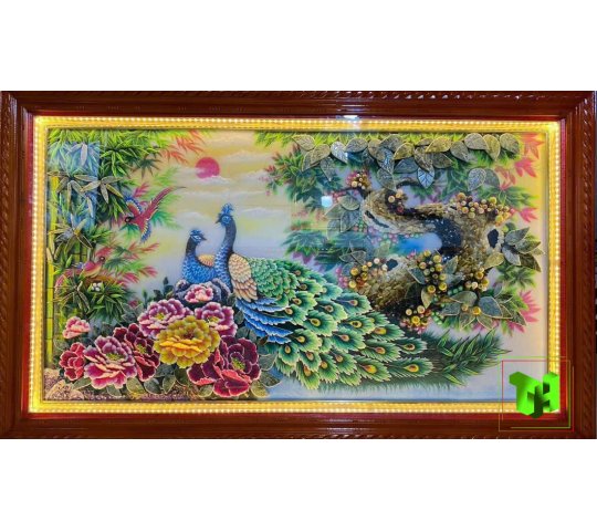 Tranh Đá Quý Đôi chim công – Vẻ đẹp sơn thủy hữu tình, sang trọng và bình an - HTX. Tân Ngọc Phát