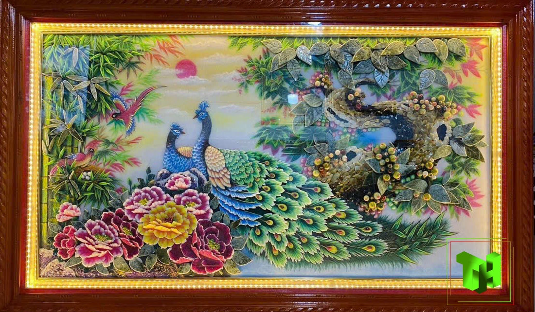 Tranh Đá Quý Đôi chim công – Vẻ đẹp sơn thủy hữu tình, sang trọng và bình an - HTX. Tân Ngọc Phát