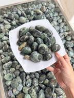 08 - Đá Jasper cá sấu xanh vân mắt phong thủy