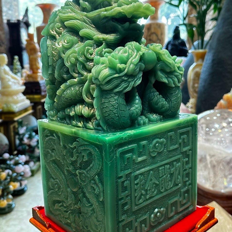 Ấn rồng đá thạch anh xanh tạc đầu rồng