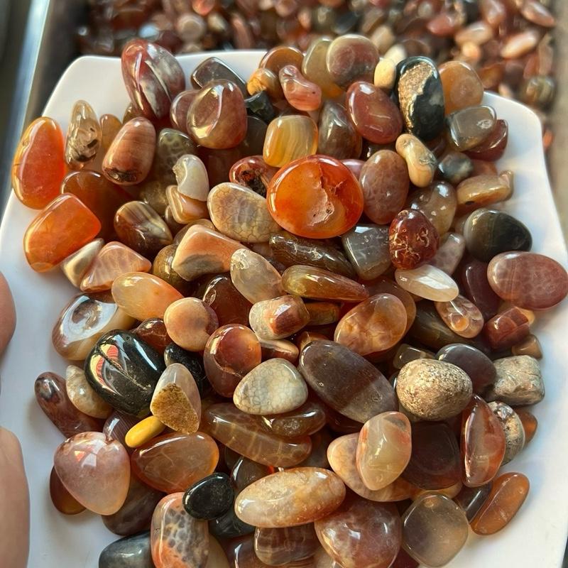 Mã Não đỏ - Trang trí đẹp mắt