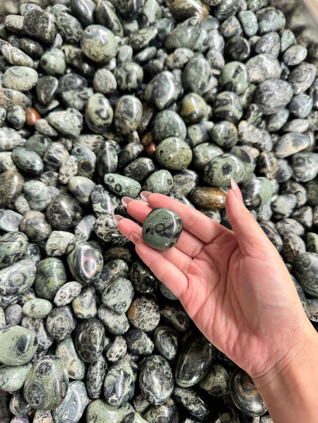 08 - Đá Jasper cá sấu xanh vân mắt phong thủy