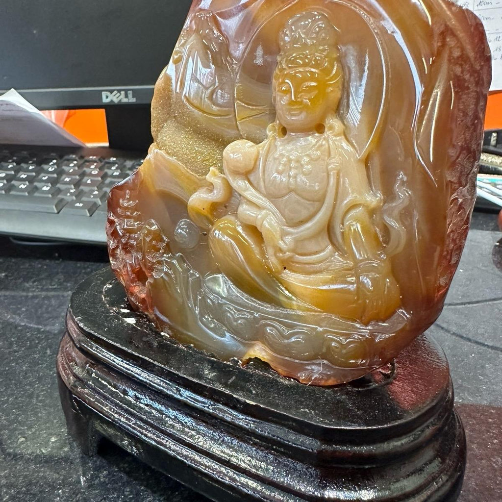 Tưởng Phật quan âm ngồi đá mã não đỏ