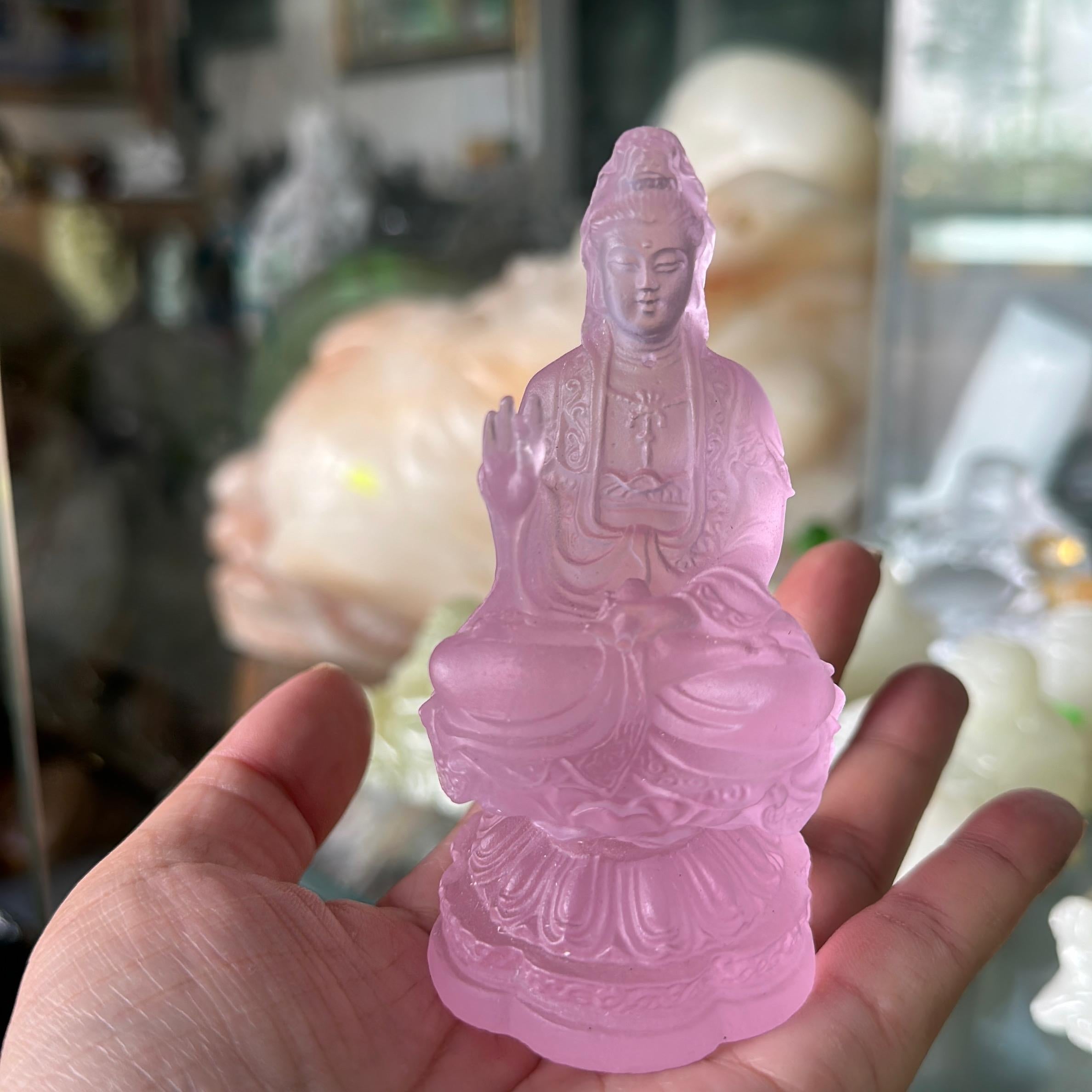 Phật mẹ quan ấm