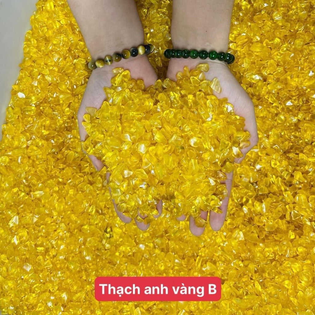 Vụn thạch anh , dùng để rải nền nhà hoặc chơi phong thủy