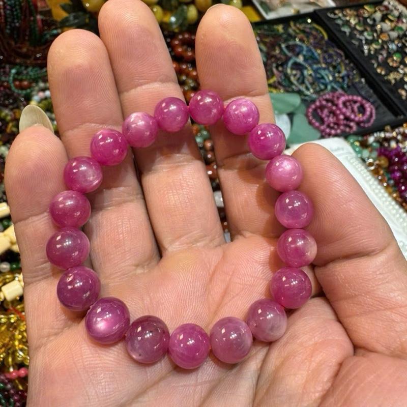 Vòng tay ruby , chơi trang sức , sưu tầm, thời trang sang trọng .