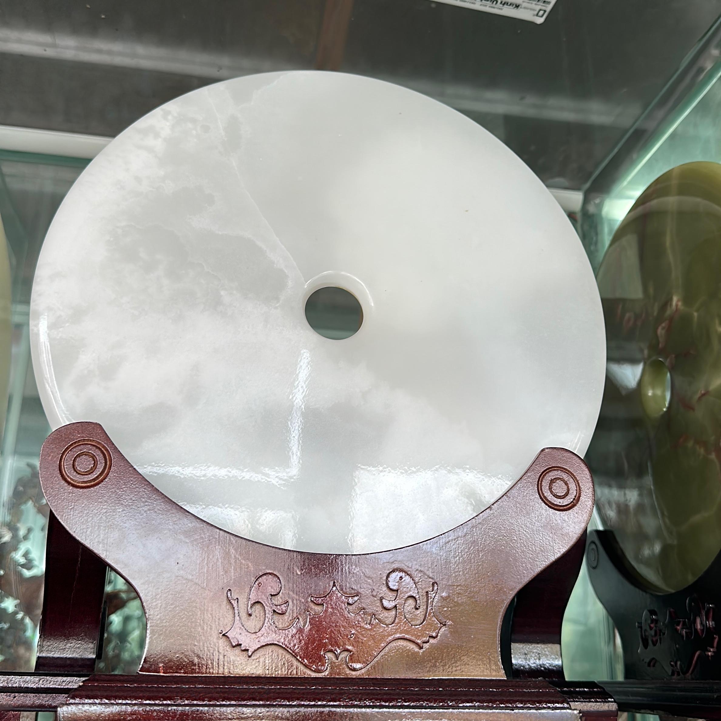 Đồng điếu , Đá  vàng hoàng long và đá xanh,trắng đá onyx Tiệc tân gia