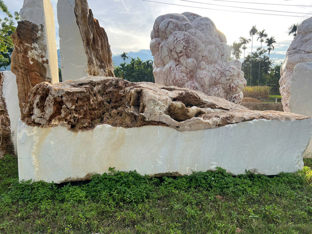 Đá Marble Trắng Cộng Sinh Canxit – Vẻ Đẹp Nguyên Bản Của Tự Nhiên, Độc Bản Và Đầy Giá Trị