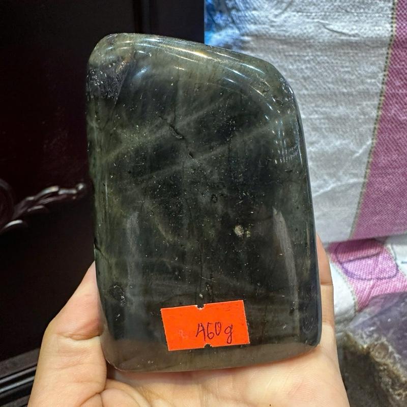 Đá Xà Cừ Chơi Phong Thuỷ Trạm Khắc Trang Trí Với Hoa Văn Tím Xanh Độc Đáo