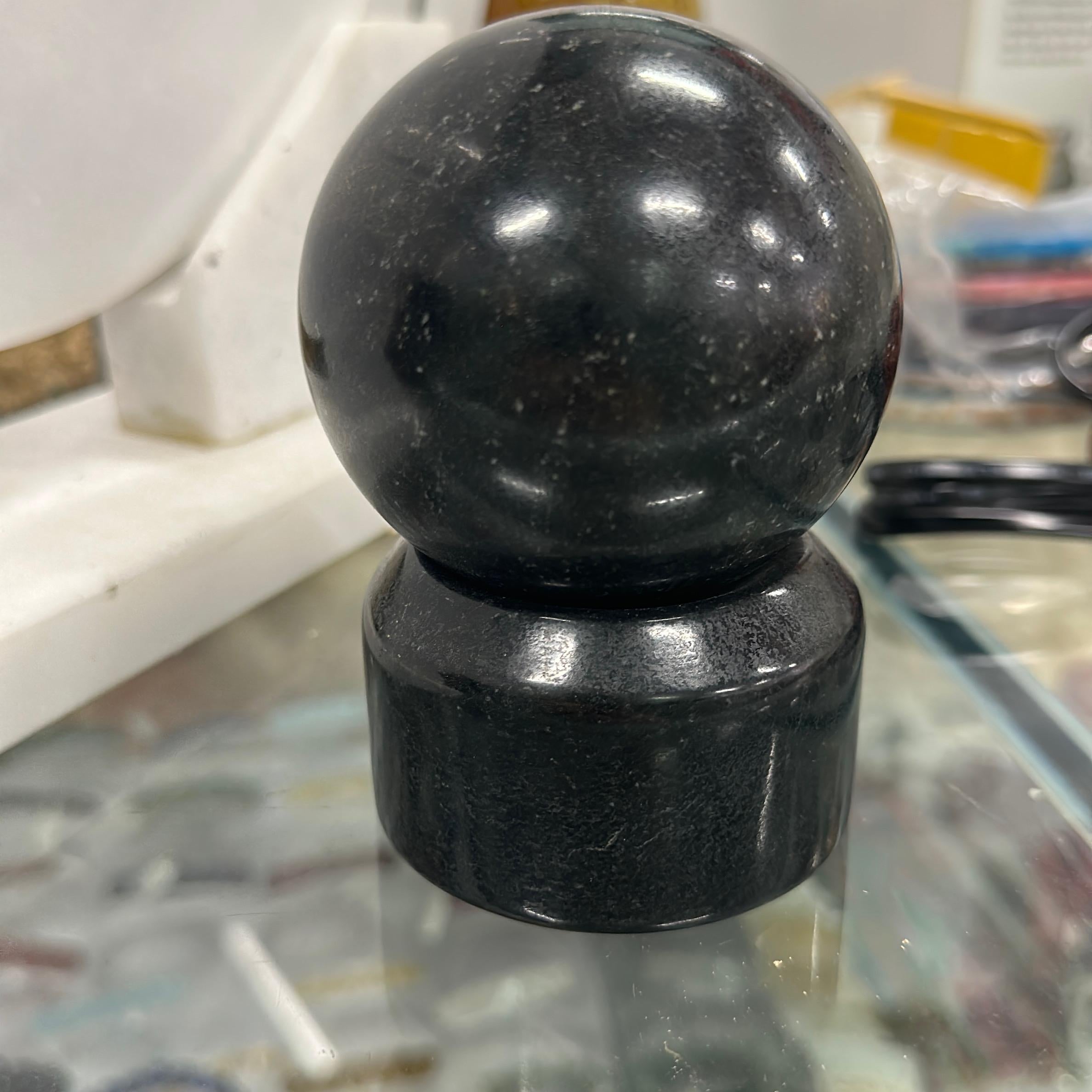Bi cầu đá đen onyx