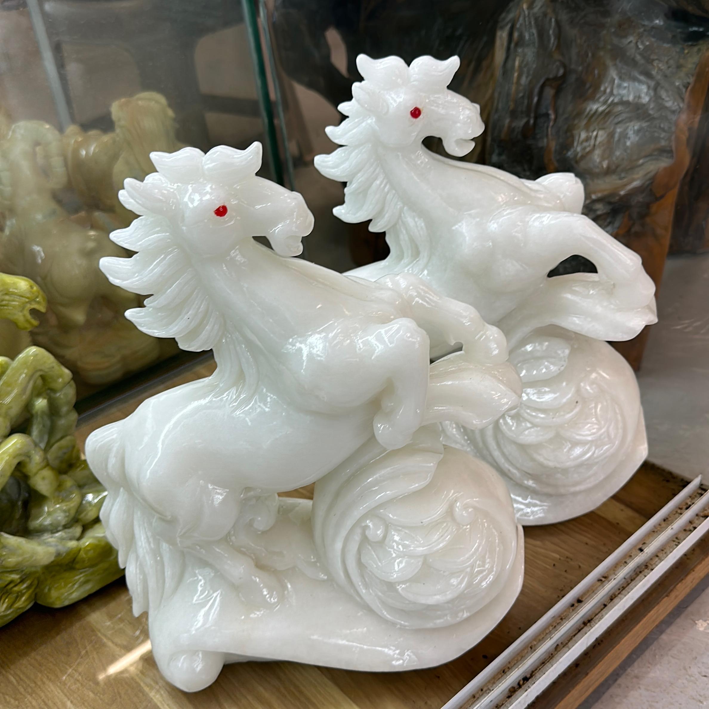 Cặp Ngựa   Đá cẩm thạch  trắng  kích thước 30cm Tượng điêu khắc Màu trắng