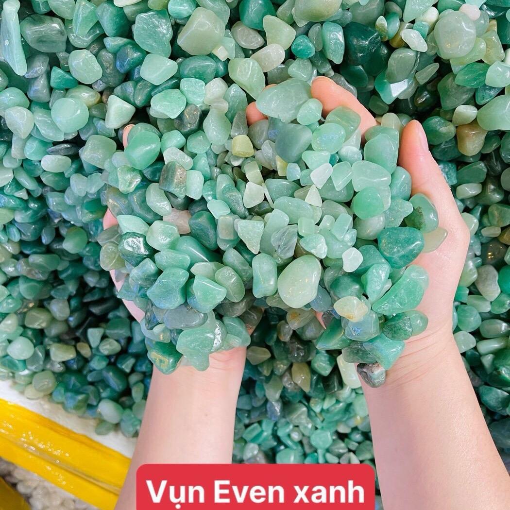 Vụn thạch anh , dùng để rải nền nhà hoặc chơi phong thủy