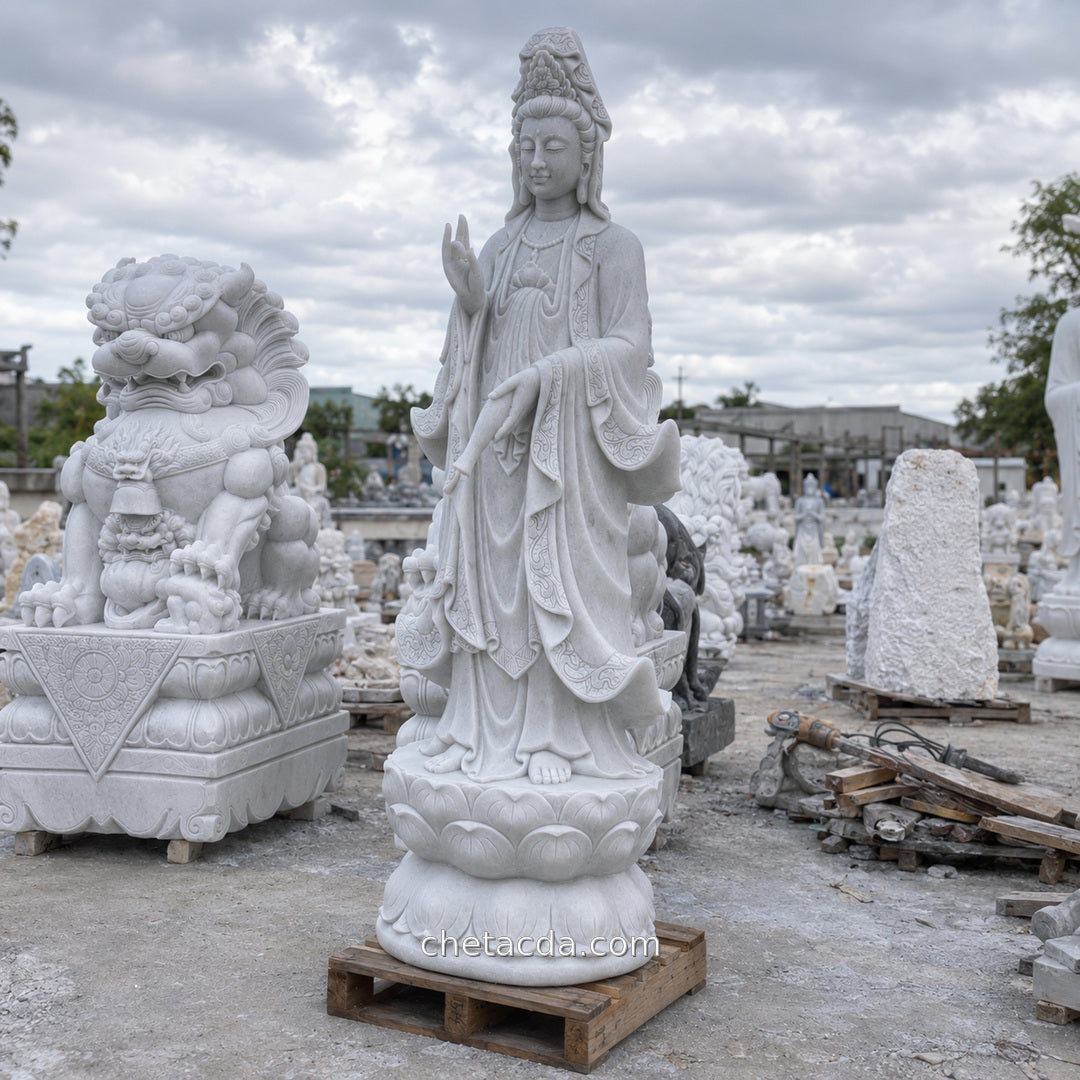 Tượng Phật Quan Âm bằng đá trắng xanh - Xuân Ngọc Phát