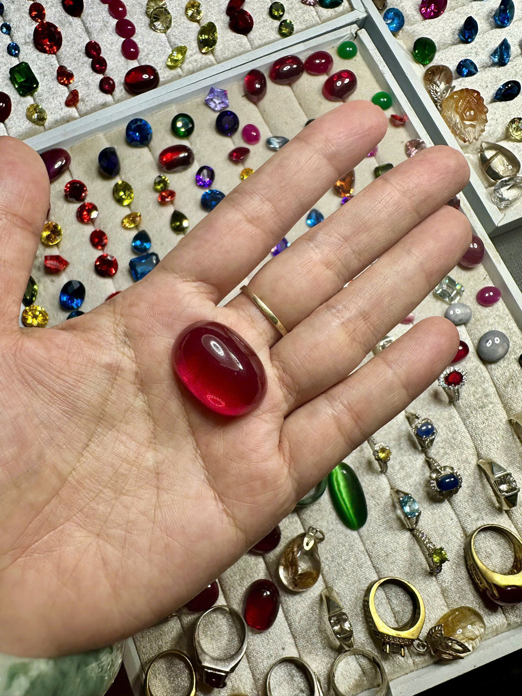 Đá Quý Trang Sức Tự Nhiên – Nhẫn, Vòng, Mặt Dây Chuyền Theo Mệnh