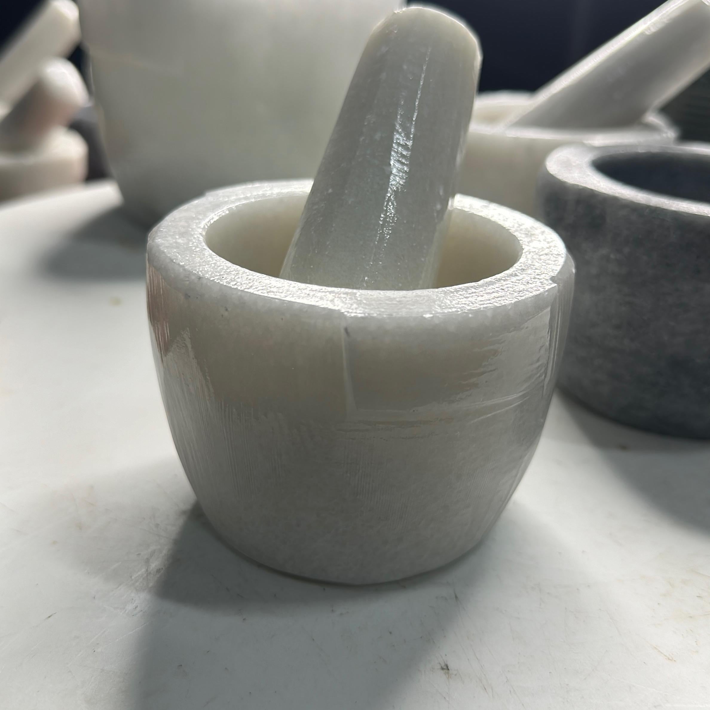 Cối đá trắng Cẩm thạch , dùng để giã gia vị , tỏi , ớt, tiêu, giã cua, tôm