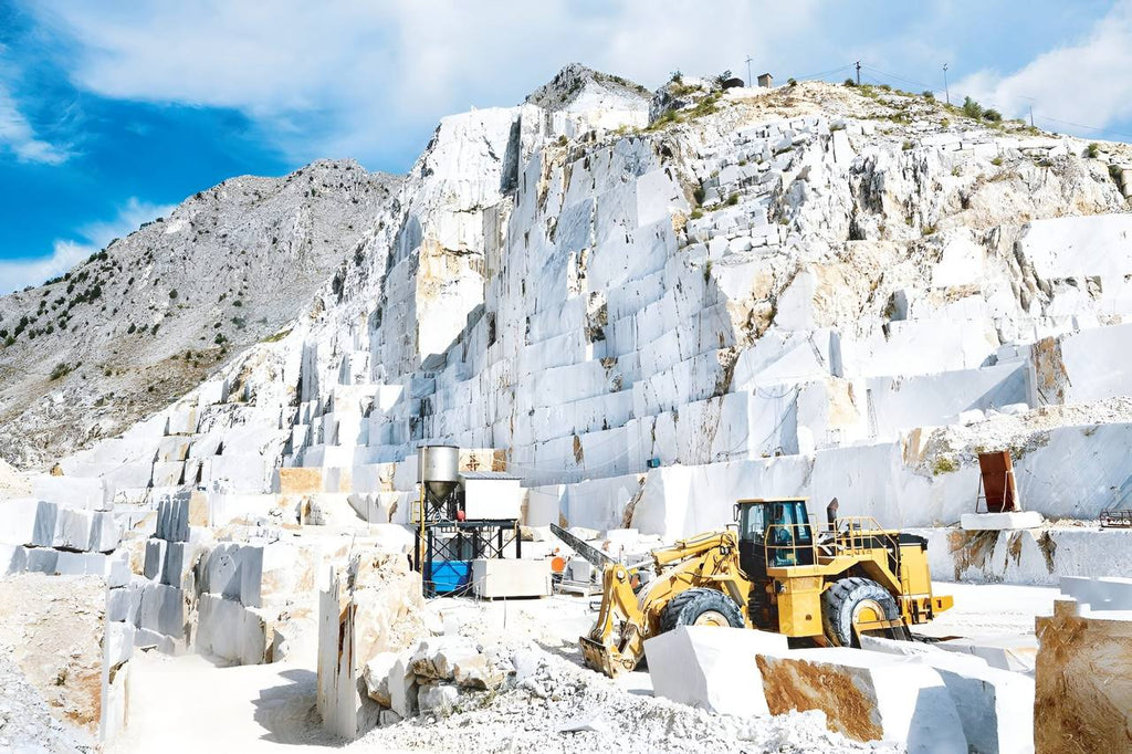 Thi Công Ốp Lát Đá Marble Trắng Tự Nhiên – Giải Pháp Sang Trọng, Bền Đẹp Từ Xuân Ngọc Phát