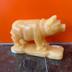 Heo  vàng  đá ngọc hoàng long
