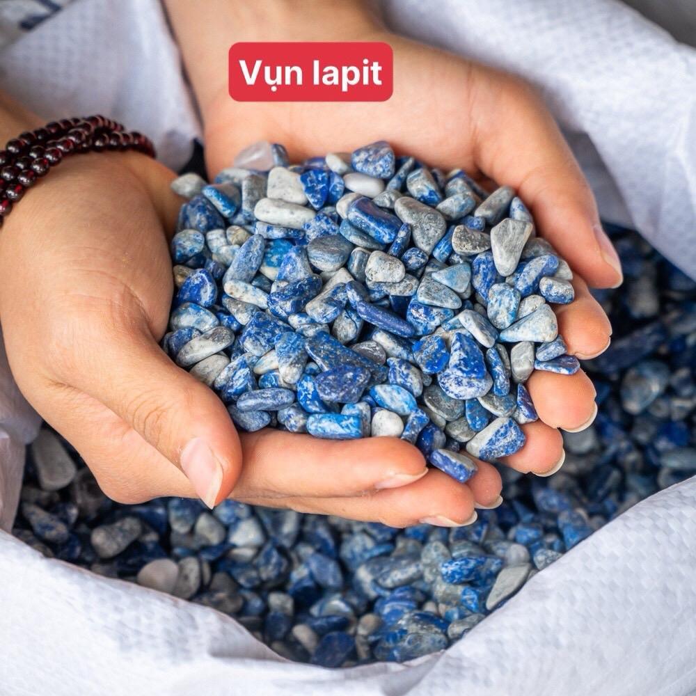 Vụn thạch anh , dùng để rải nền nhà hoặc chơi phong thủy