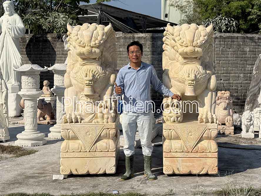 Tượng Kỳ Lân bằng đá Cà Rốt Tự Nhiên 190cm - Cẩm Thạch - Vàng Cà Rốt - Cao 191cm - đá Tự Nhiên Nguyên Khối - Tân Ngọc Phát
