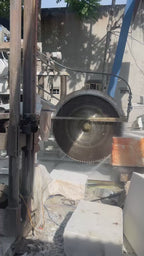Mộ Đá Marble Trắng Lục Yên – Giải Pháp Bền Đẹp Cho Lăng Mộ, Đền Chùa Và Công Trình Tâm Linh