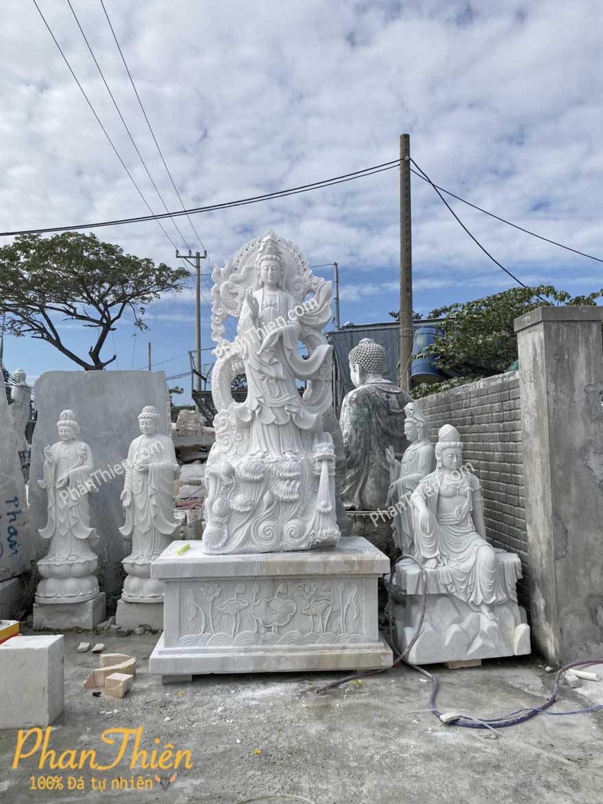 Tượng Quan Âm Cưỡi Rồng Đá Cẩm Thạch Trắng (QA-54) – Tân Ngọc Phát, Lục Yên Yên Bái