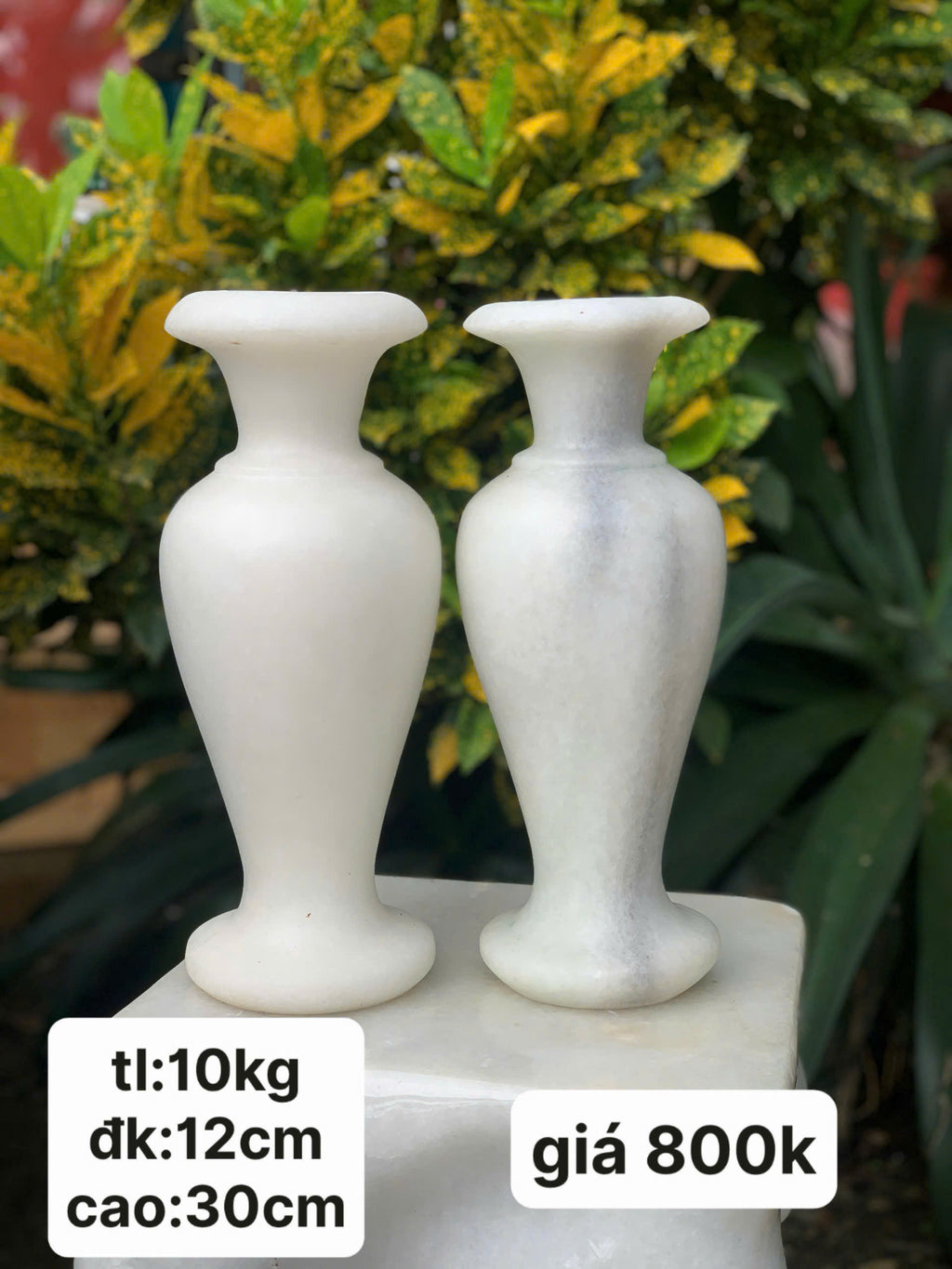 Lục Bình Đá Nguyên Khối Phong Thủy – Chạm Khắc Thủ Công Nhiều Màu